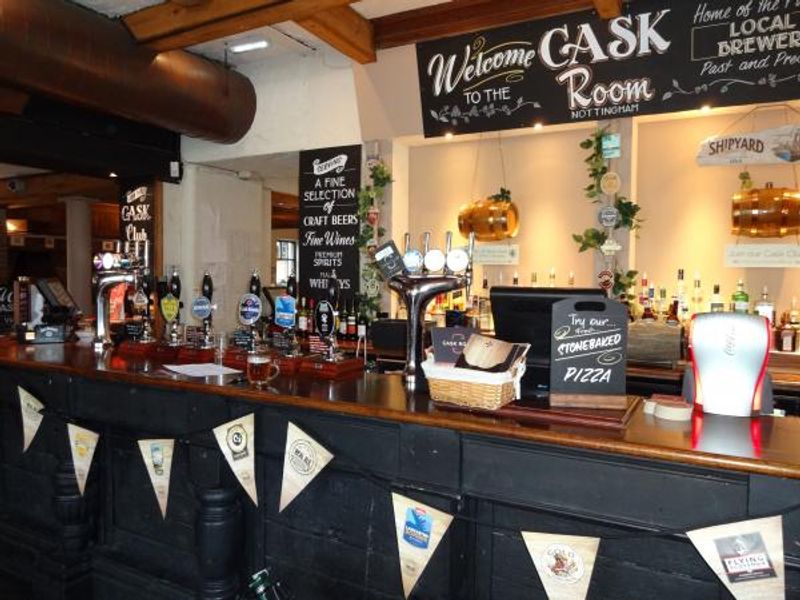 'Cask room' bar March 2015. Published on 08-04-2015