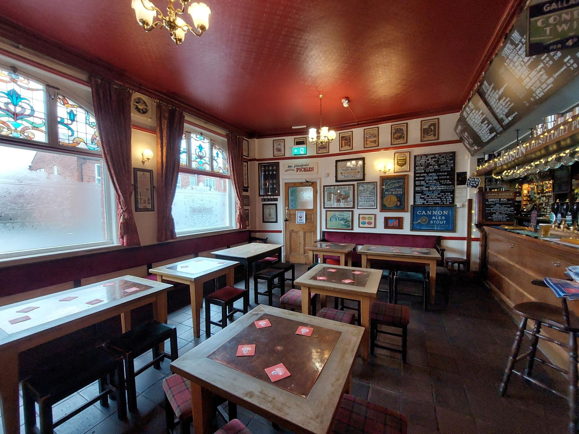 Red room seating. (Bar). Published on 30-03-2026