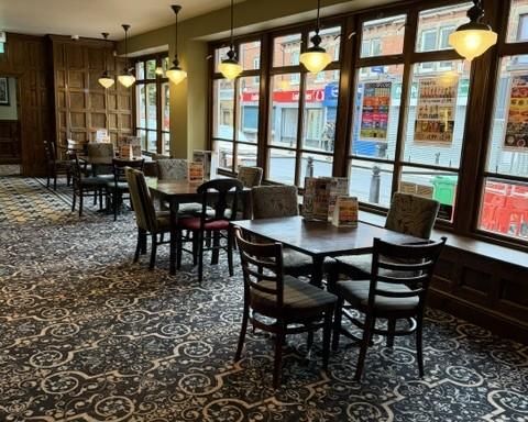 Front seating area. (Pub). Published on 11-06-2026