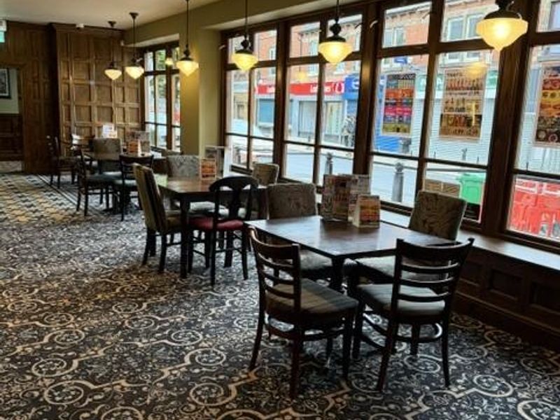 Front seating area. (Pub). Published on 11-06-2026 