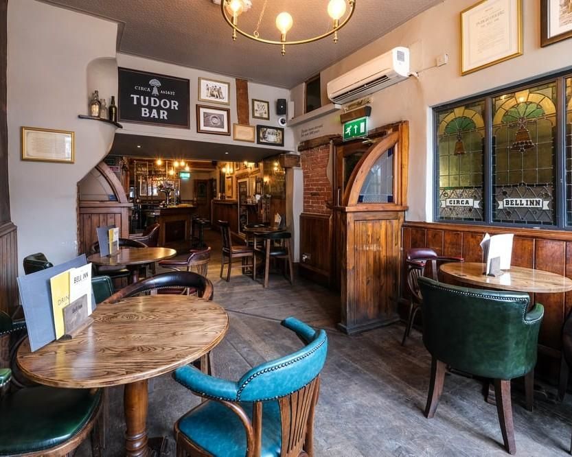 Front bar seating. (Bar). Published on 21-05-2026