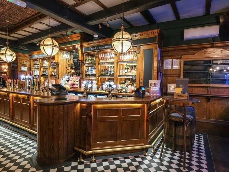 Main bar. (Bar). Published on 21-05-2026 