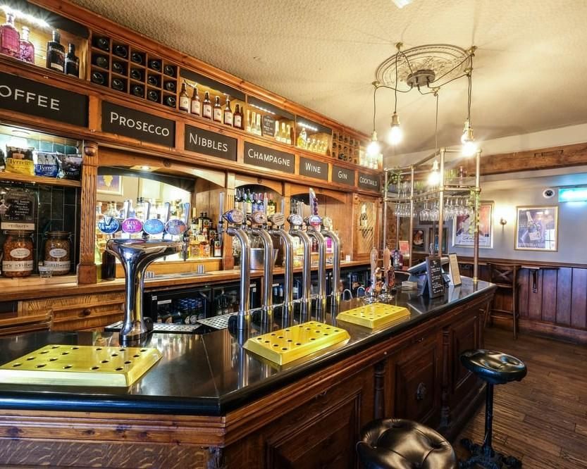 Left side bar. (Bar). Published on 21-05-2026