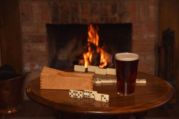 (Pub, Bar). Published on 26-02-2016