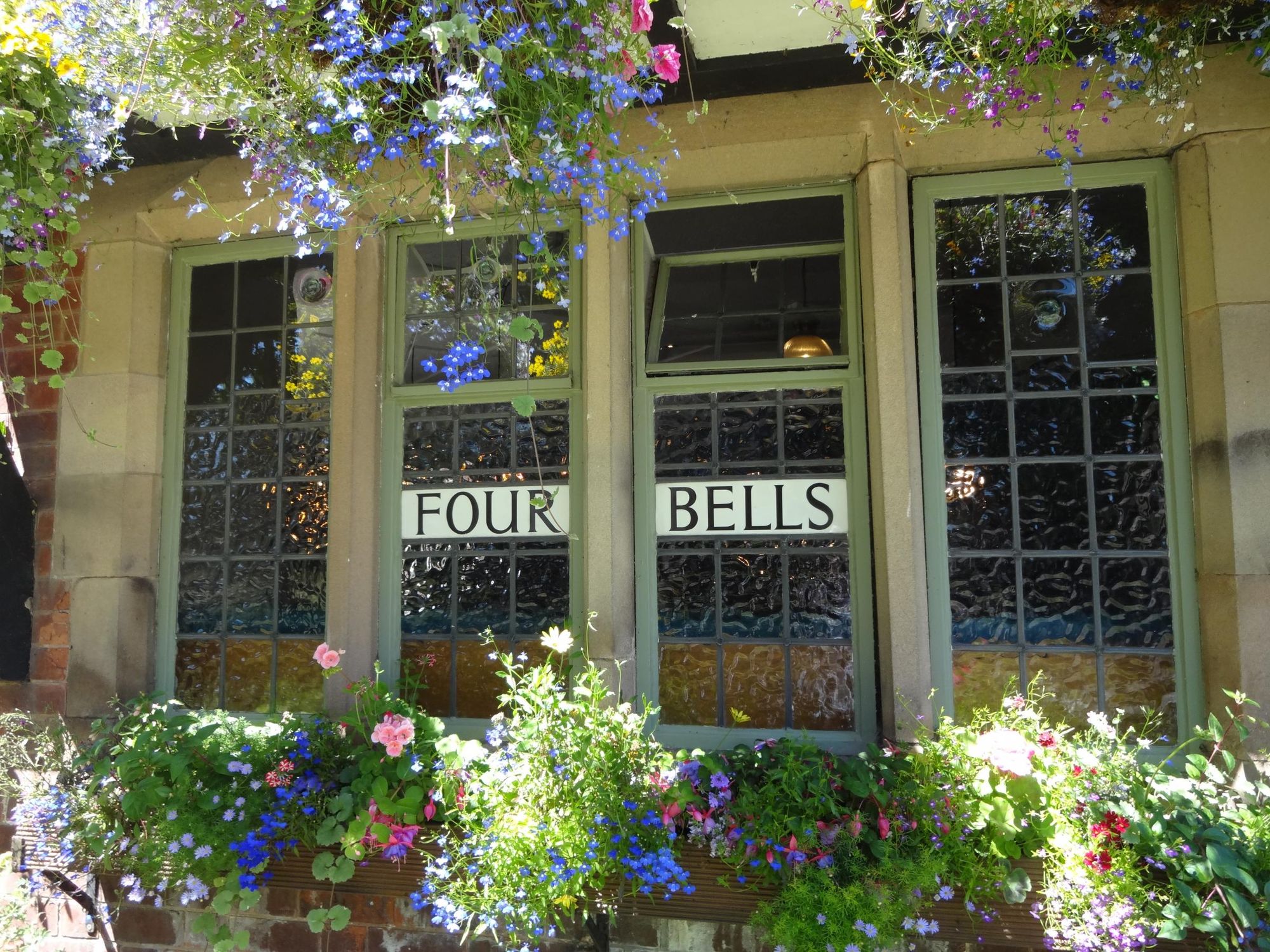 Window June 2018. (External). Published on 02-07-2018