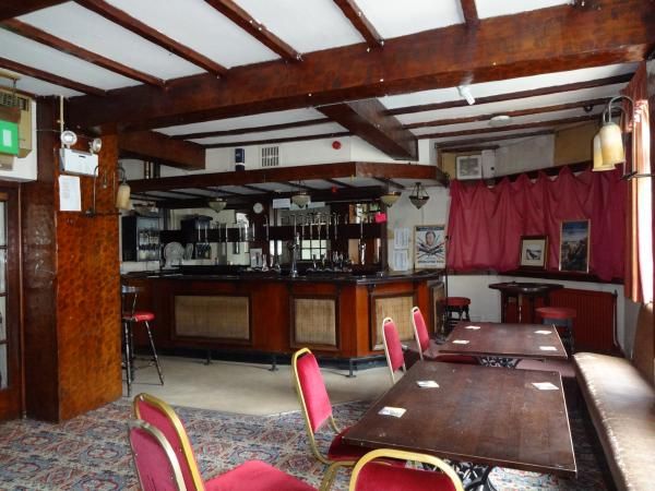Front lounge June 2016. Published on 09-06-2016