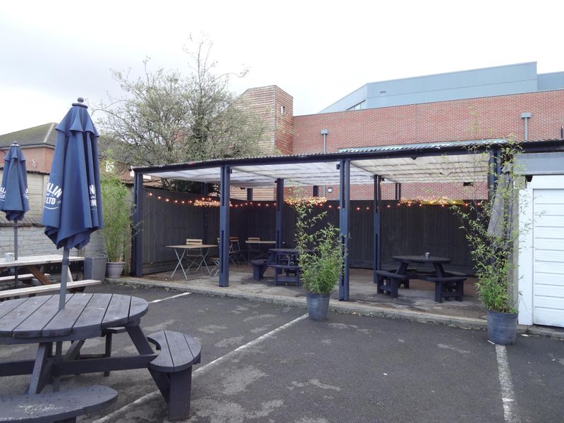 Undercover area at rear of pub October 2021. (External). Published on 31-10-2021 