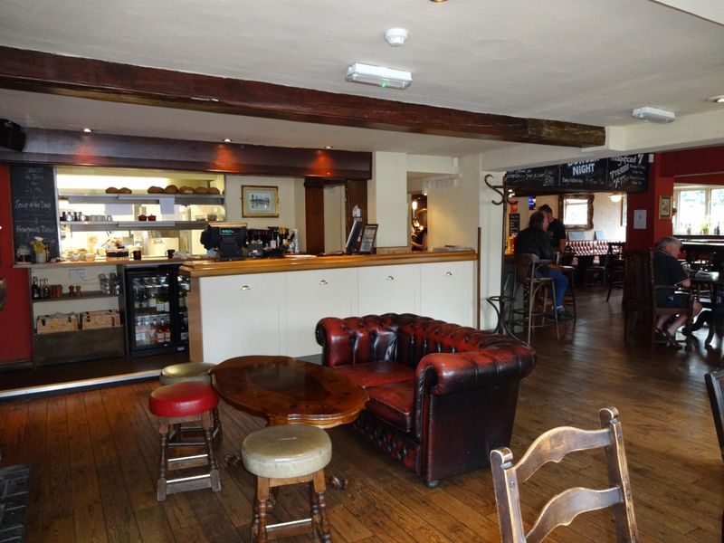 Lounge September 2014. Published on 02-07-2021