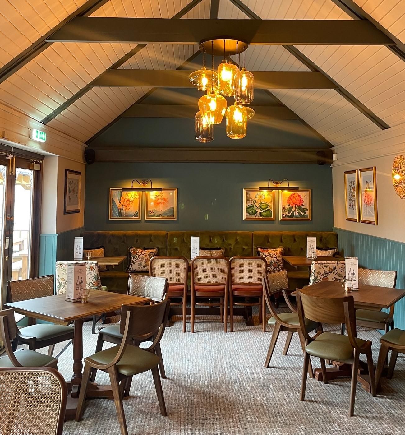 Lounge. (Bar). Published on 28-09-2023