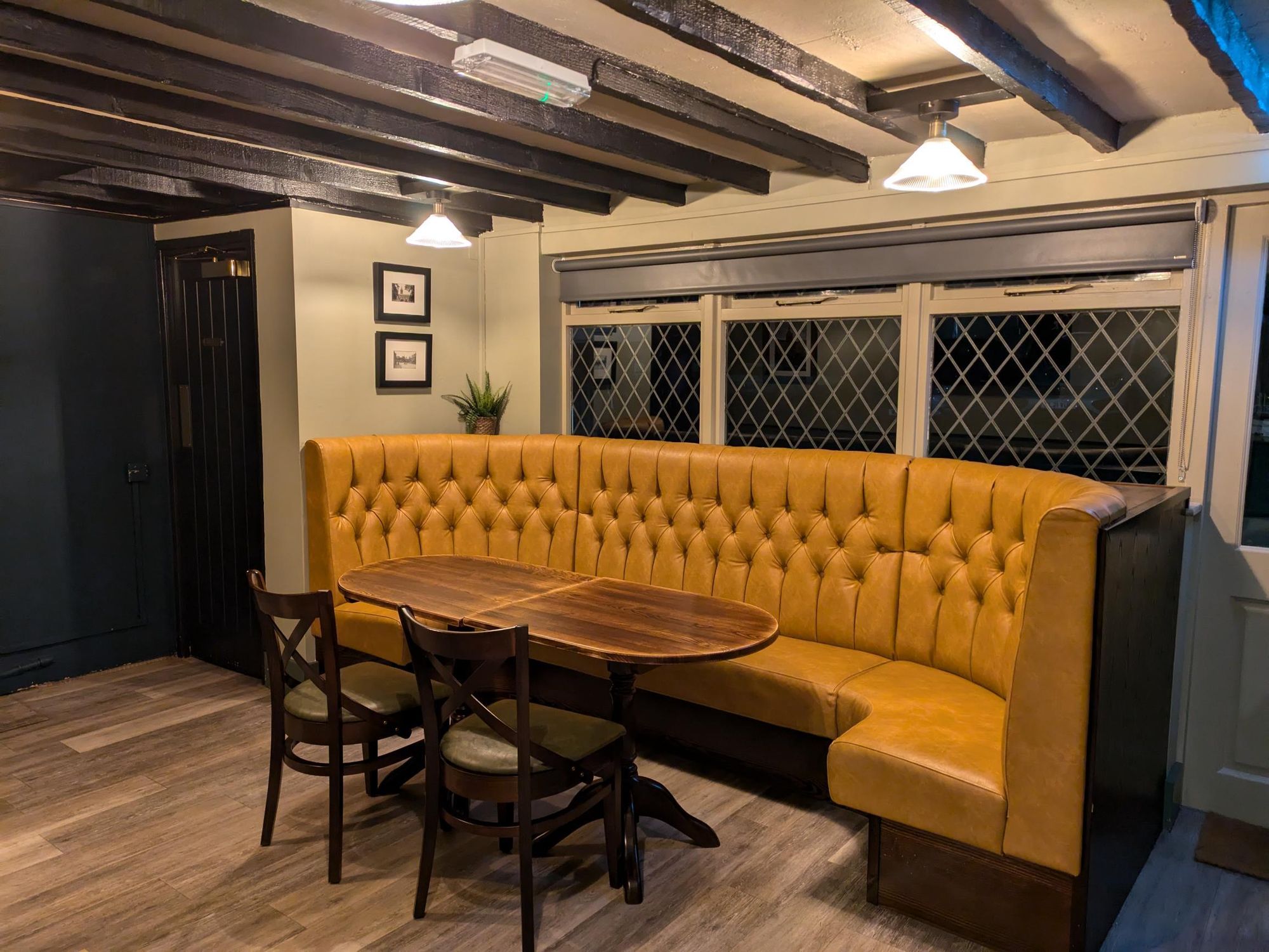 Snug. Published on 14-11-2024
