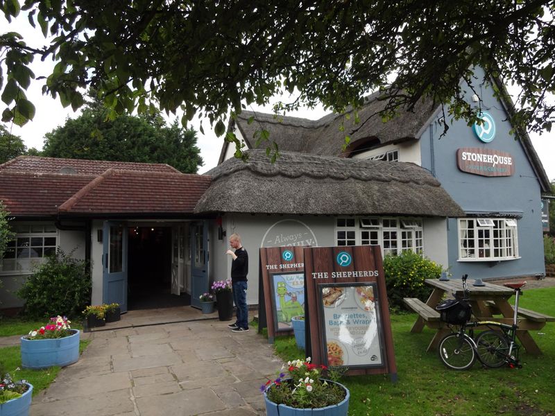 Entrance and side view July 2017. (Pub, External). Published on 30-07-2017