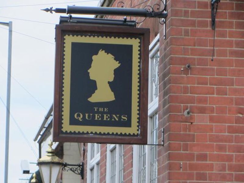 (Pub, External, Sign). Published on 10-04-2014