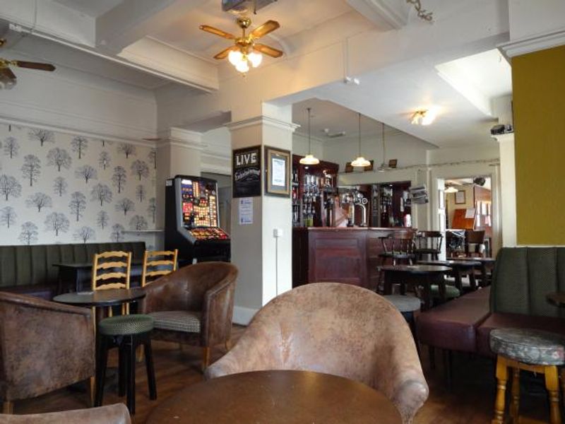 Front room July 2016. Published on 01-08-2016