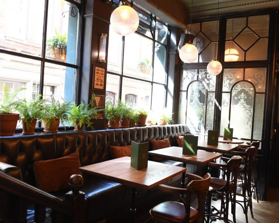 Front bar area seating. (Pub). Published on 19-05-2026