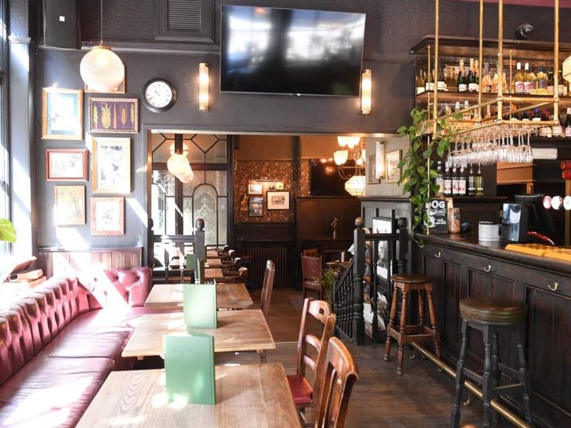 Side bar area seating. (Pub). Published on 19-05-2026 