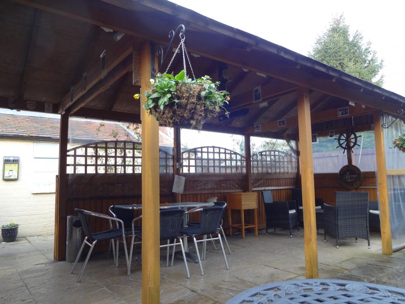 Smoking area at rear of pub December 2017. Published on 15-12-2017