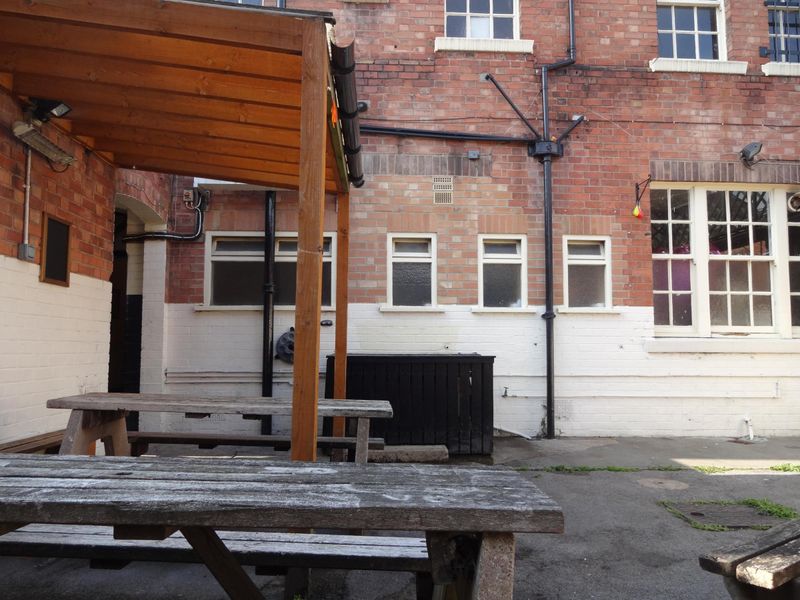 Rear patio area September 2017. (Garden). Published on 04-09-2017