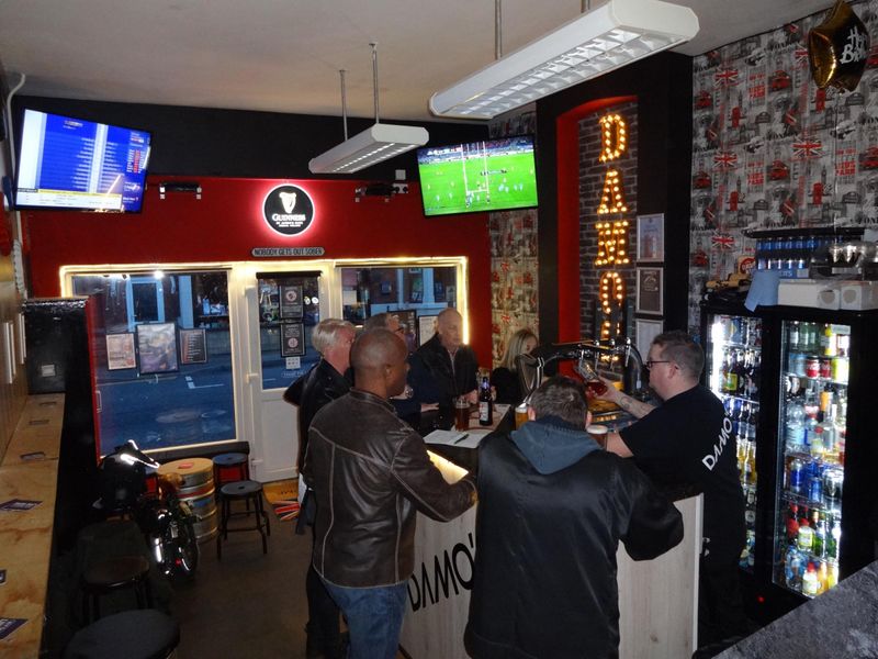 bar area with customers February 2019. (Customers). Published on 11-02-2019