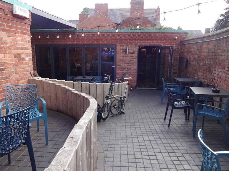 Front September 2026. (Pub, Garden, Key). Published on 27-09-2026