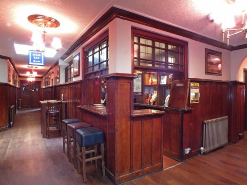 Internal. (Pub, Bar). Published on 14-04-2013 
