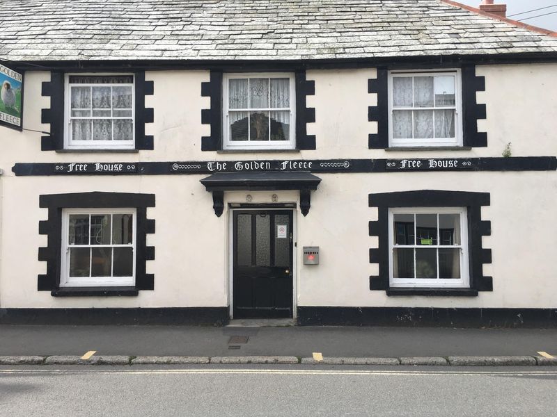 Golden Fleece Holsworthy. (Pub, Key). Published on 01-01-1970