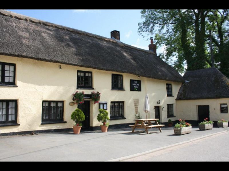 Masons Arms Knowstone. (Pub, Key). Published on 01-01-1970 