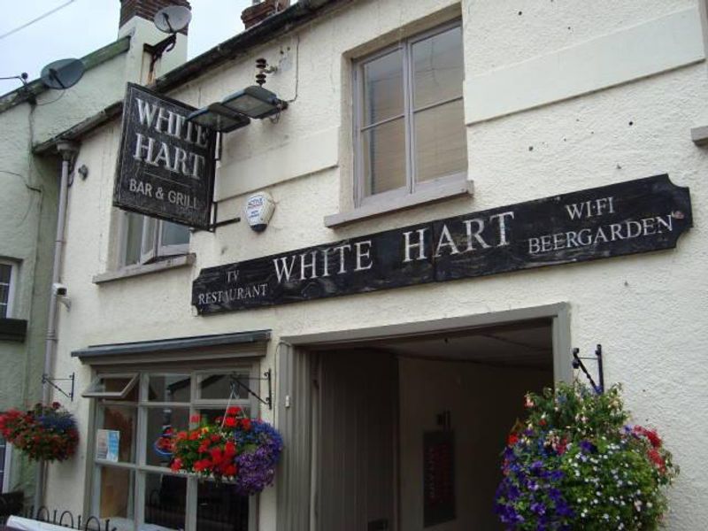 White Hart. (Pub, External, Key). Published on 01-01-1970
