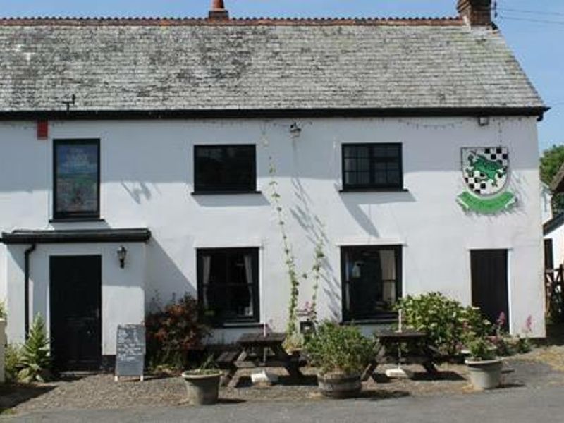 Green Dragon Northlew. (Pub, Key). Published on 01-01-1970