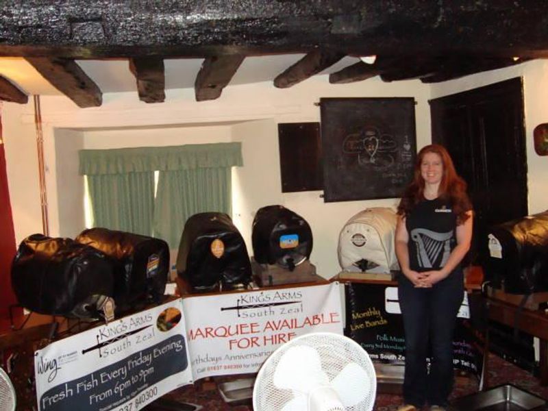 Carolyn & her casks, beer festival Sept 14. (Pub, Festival). Published on 01-01-1970