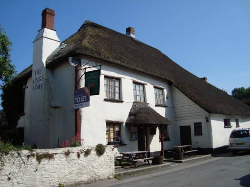 The closed Kings Arms in July 2013. (Pub, External, Key). Published on 01-01-1970 