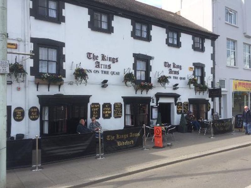 Kings Arms Bideford. (Pub, Key). Published on 01-01-1970
