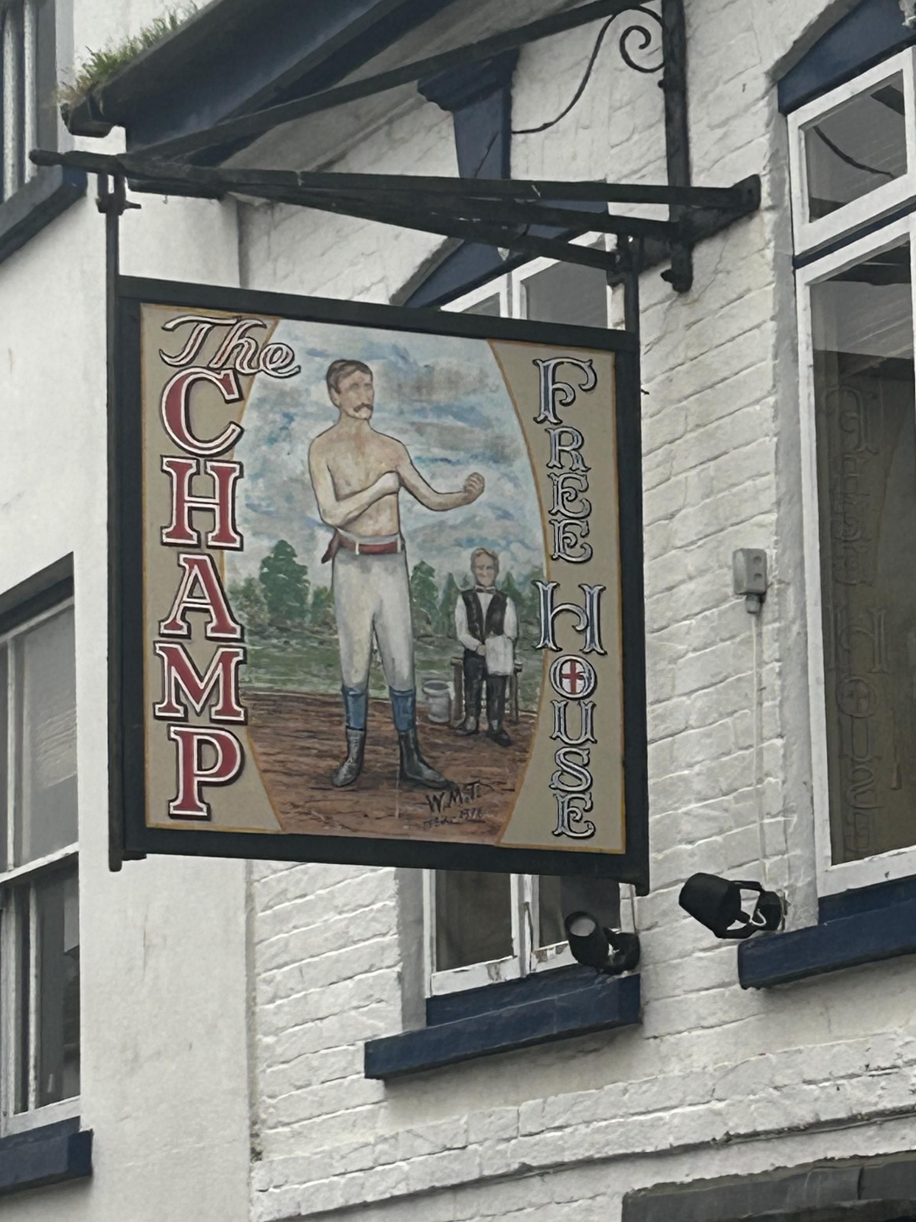 Pub Sign. (External, Sign). Published on 10-01-2025