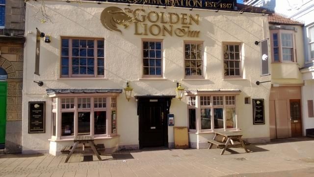 Golden Lion. (Pub, External, Key). Published on 01-01-1970