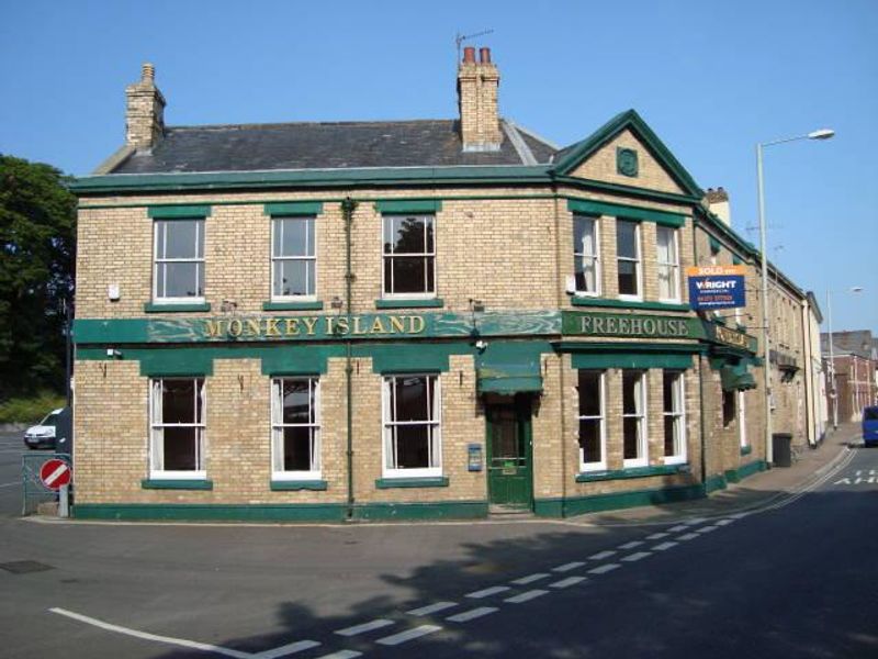 Monkey Island. (Pub, External, Key). Published on 01-07-2013