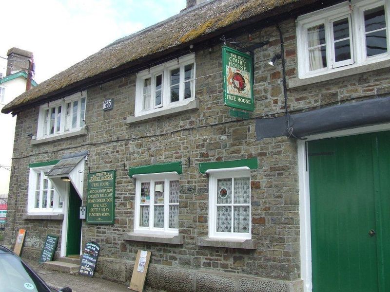 Old Court House, Chulmleigh.. (Pub, Key). Published on 01-01-1970 