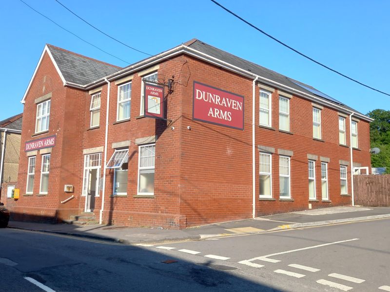 Dunraven Arms, Cwmgwrach. (Pub, External, Key). Published on 05-06-2023