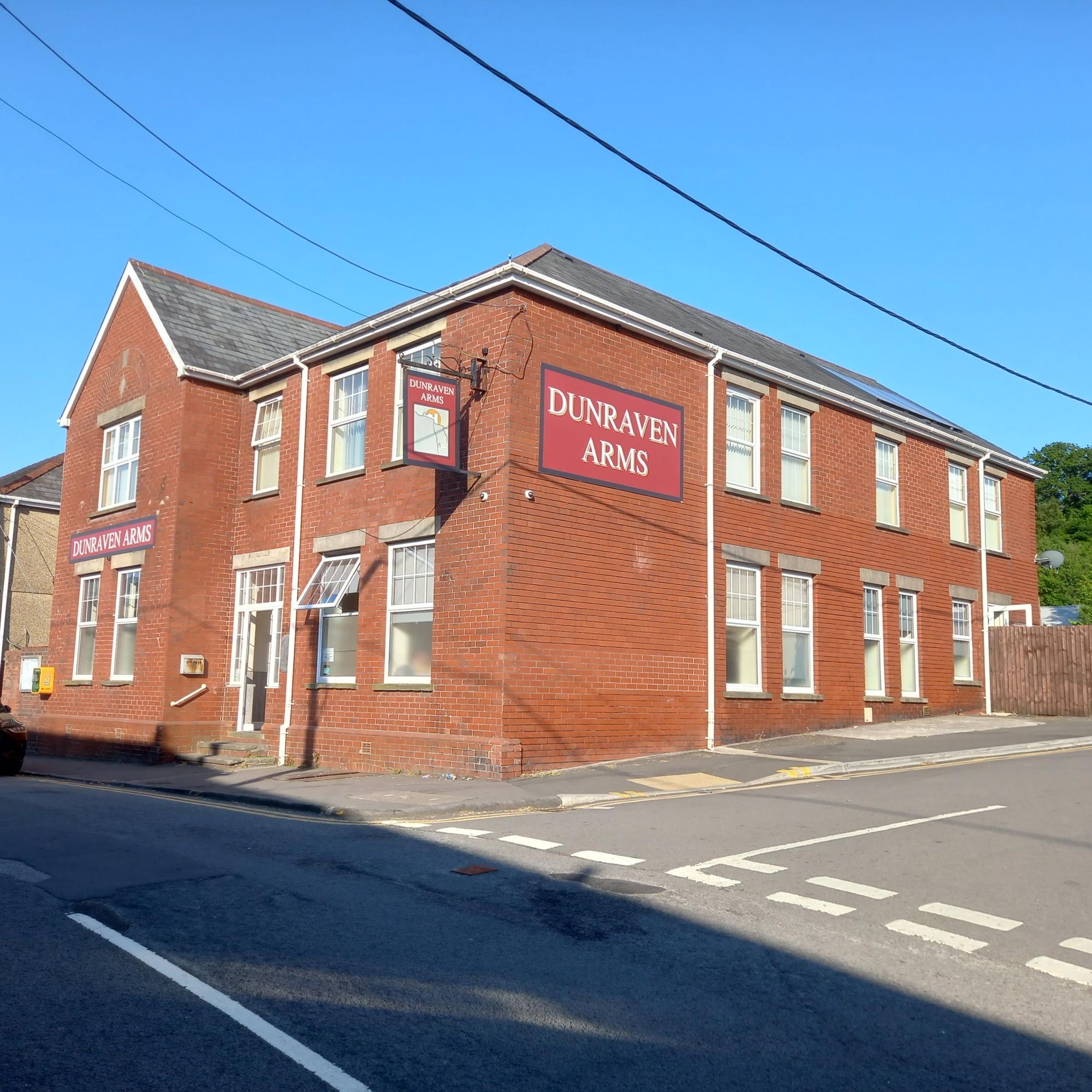 Dunraven Arms, Cwmgwrach. (Pub, External, Key). Published on 05-06-2023