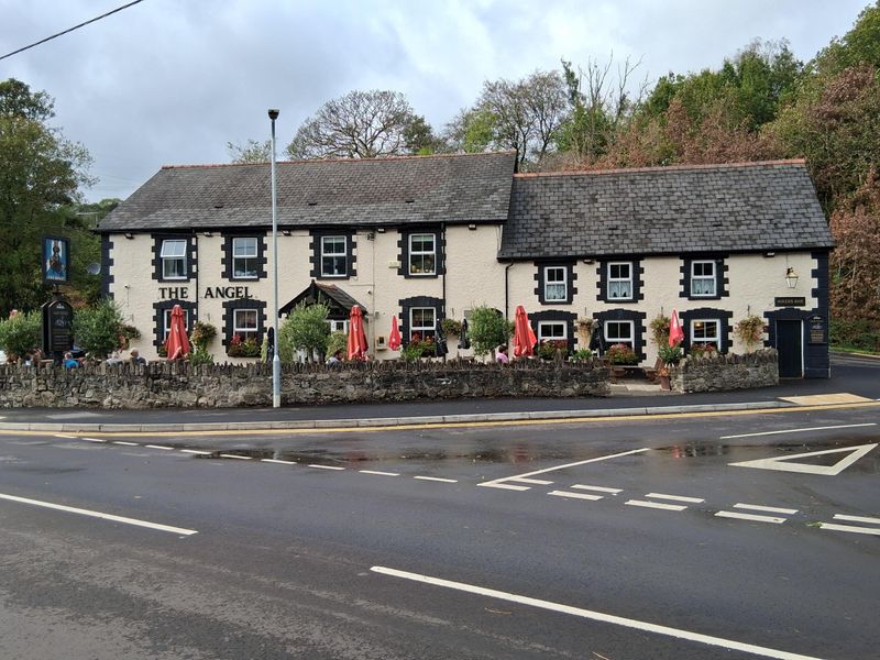Angel Inn, Pontneddfechan. (Pub, External, Restaurant, Garden). Published on 28-09-2026