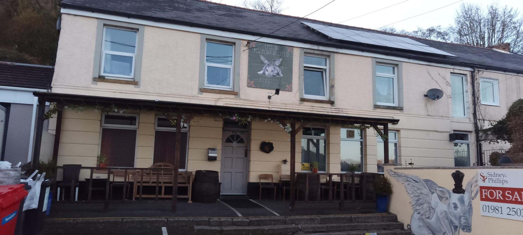 Flying Pig, Ystalyfera. (Pub, External, Key). Published on 12-11-2024