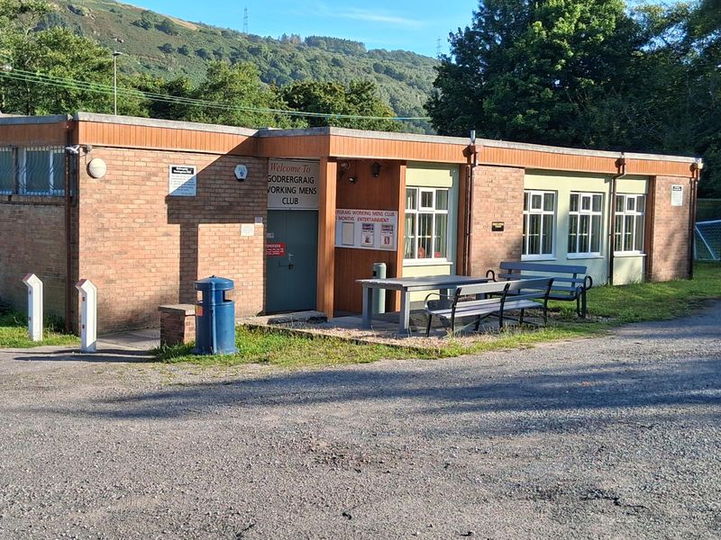 godrergraig Workingmens Club, Godrergraig. (Pub, External, Key). Published on 12-08-2025