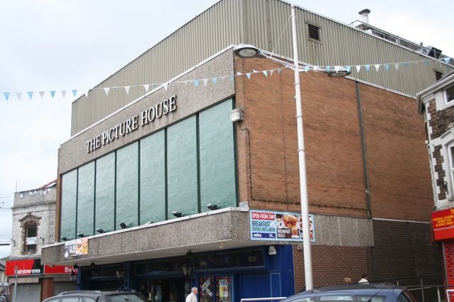Picture House at Ebbw Vale. (Pub, External). Published on 28-04-2012