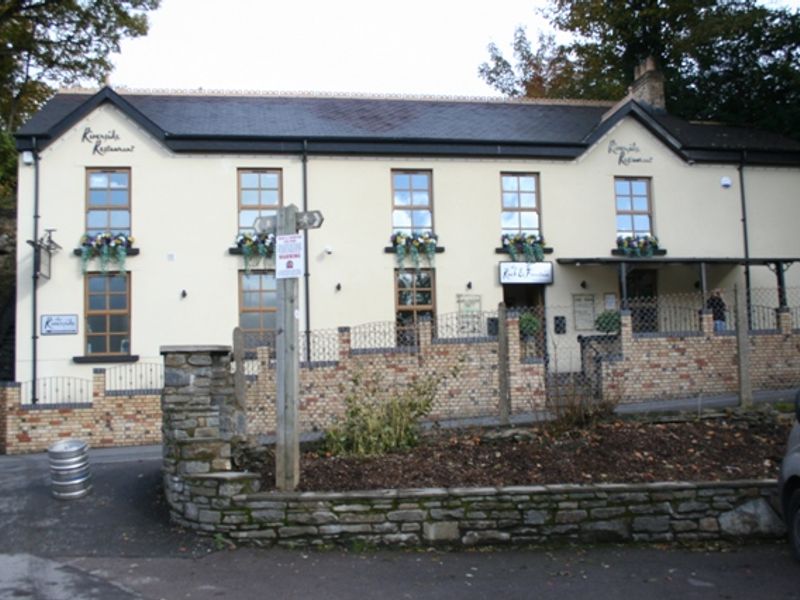 Rock & Fountain at Blackwood. (Pub, External). Published on 28-04-2012