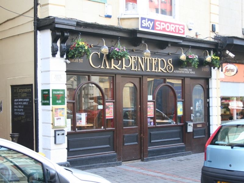 Carpenters  at Newport. (Pub, External). Published on 28-04-2012 