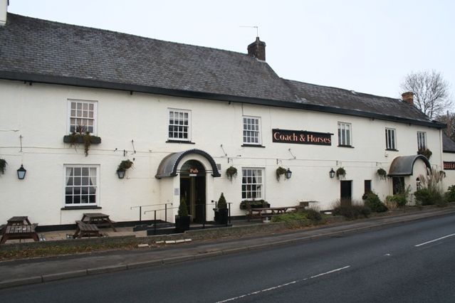 Coach & Horses at Castleton. (Pub, External). Published on 28-04-2012