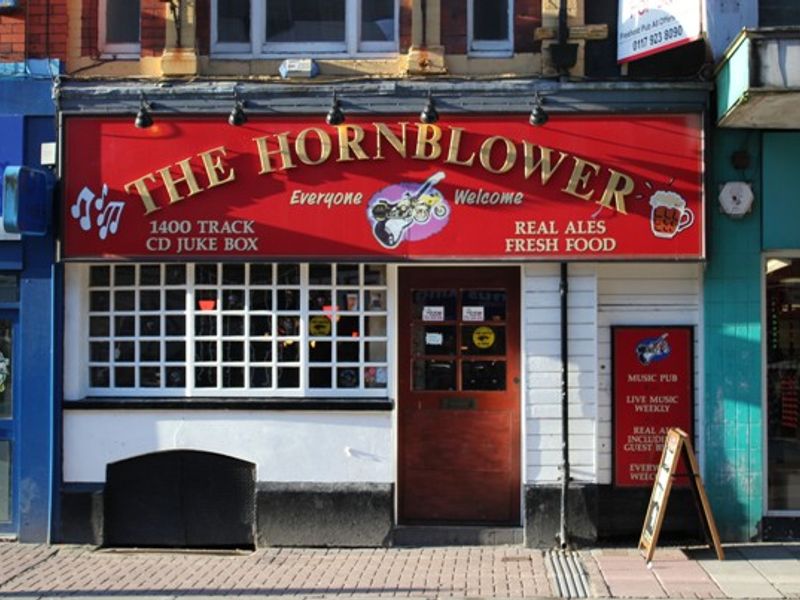 Hornblower at Newport. (Pub, External). Published on 28-04-2012