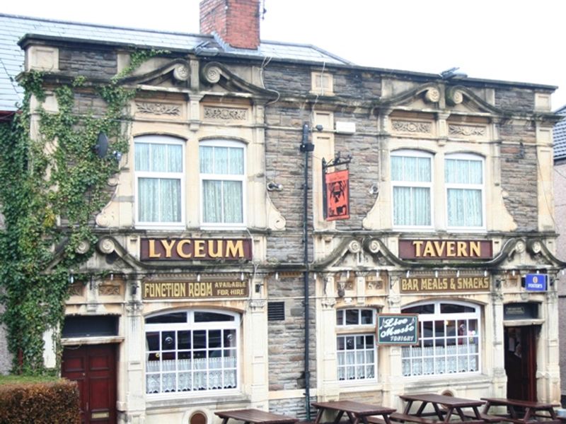 Lyceum Tavern at Newport. (Pub, External). Published on 28-04-2012