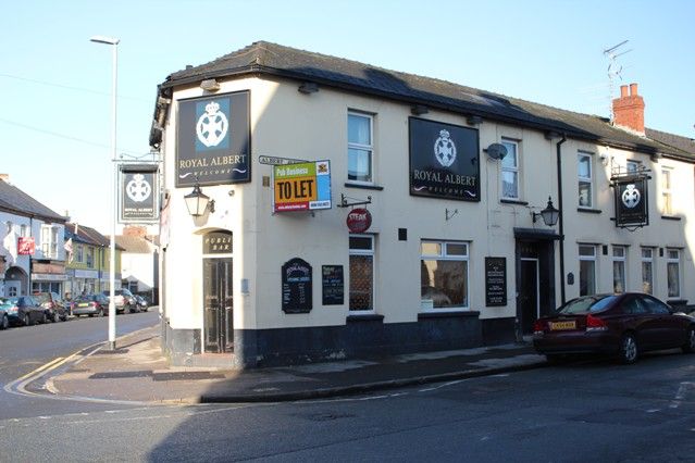 Royal Albert at Newport. (Pub, External). Published on 28-04-2012