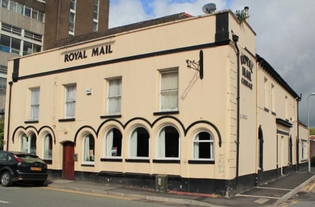 Royal Mail at Newport. (Pub, External). Published on 28-04-2012