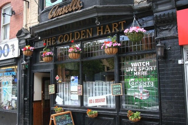 Golden Hart at Newport. (Pub, External). Published on 28-04-2012