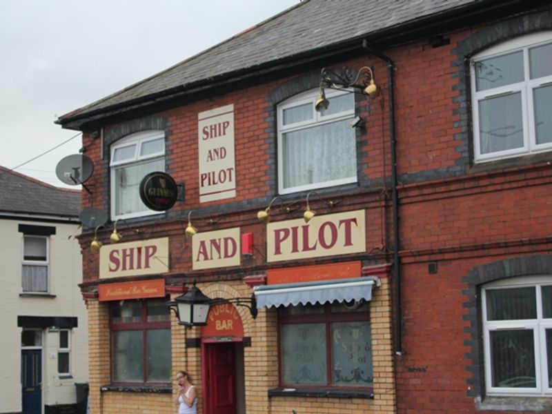 Ship & Pilot at Newport. (Pub, External). Published on 28-04-2012 